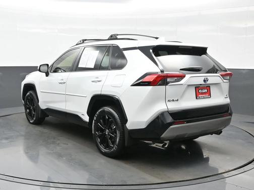 2023 Toyota RAV4 Hybrid SE