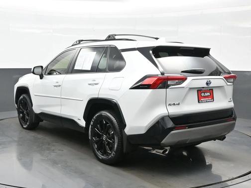 2023 Toyota RAV4 Hybrid SE