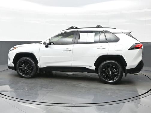 2023 Toyota RAV4 Hybrid SE