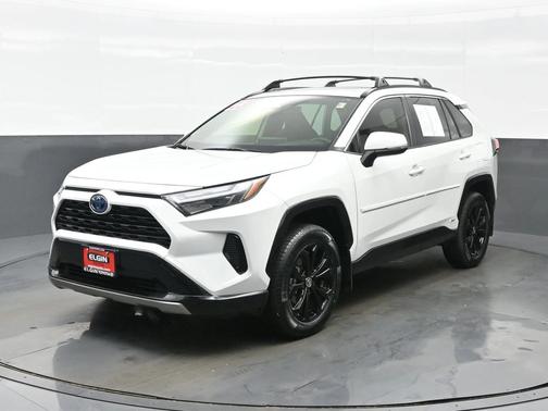 2023 Toyota RAV4 Hybrid SE