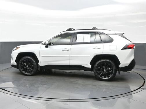 2023 Toyota RAV4 Hybrid SE