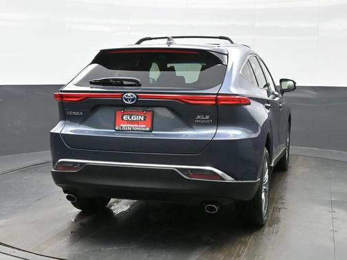 2022 Toyota Venza XLE