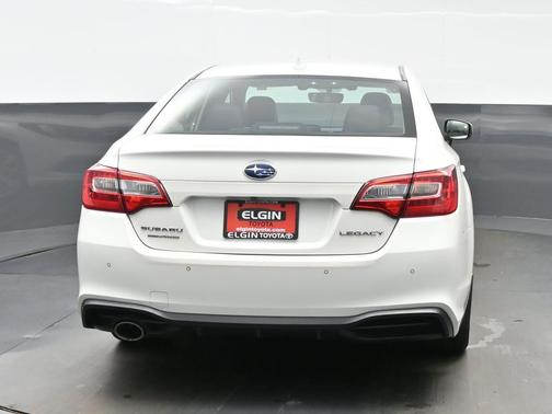 Crystal White Pearl 2018 Subaru Legacy Limited