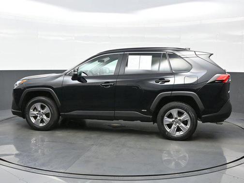 2023 Toyota RAV4 Hybrid XLE