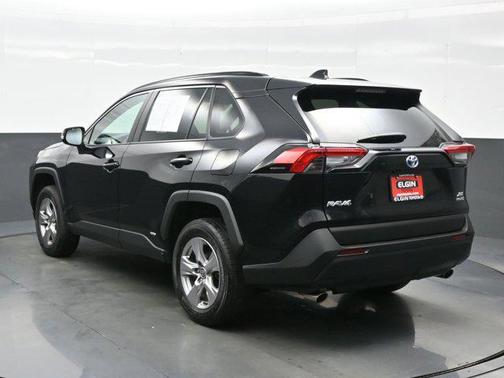 2023 Toyota RAV4 Hybrid XLE