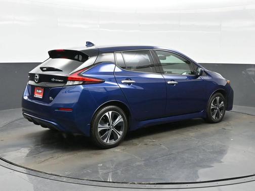 2022 Nissan Leaf SL PLUS 62 kWh