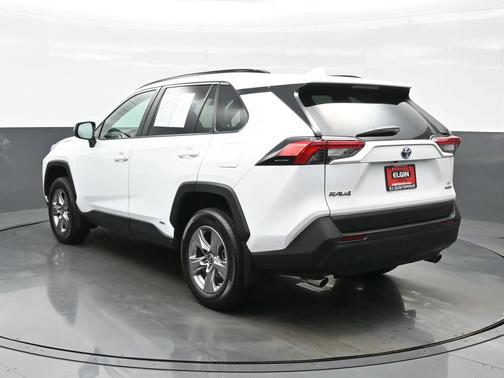 2024 Toyota RAV4 Hybrid LE