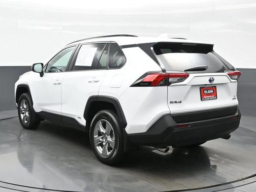 2024 Toyota RAV4 Hybrid LE