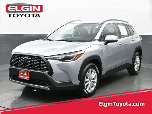 2024 Toyota Corolla Cross LE
