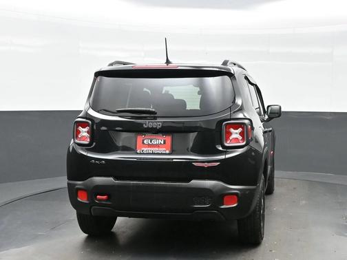 2017 Jeep Renegade Trailhawk