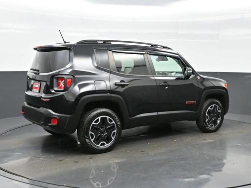 2017 Jeep Renegade Trailhawk