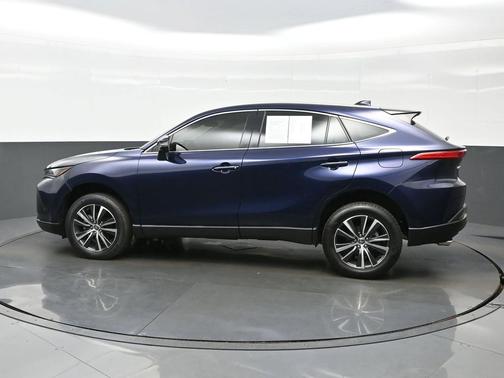 2022 Toyota Venza LE