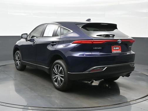 2022 Toyota Venza LE