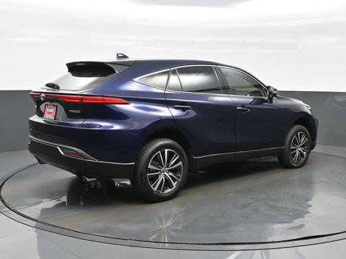 2022 Toyota Venza LE