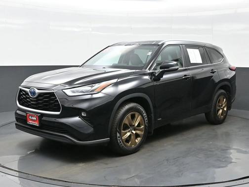 2023 Toyota Highlander Hybrid XLE