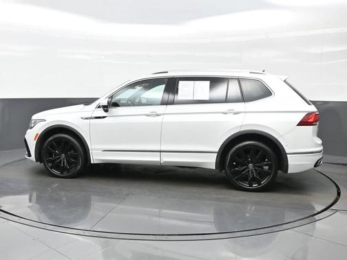 2022 Volkswagen Tiguan 2.0T SEL R-Line 4MOTION
