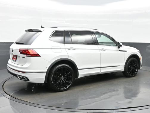 2022 Volkswagen Tiguan 2.0T SEL R-Line 4MOTION