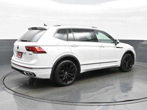 2022 Volkswagen Tiguan 2.0T SEL R-Line 4MOTION