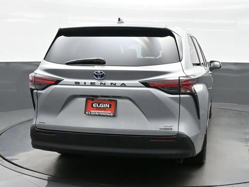 2021 Toyota Sienna XLE 7 Passenger