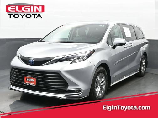 2021 Toyota Sienna XLE 7 Passenger