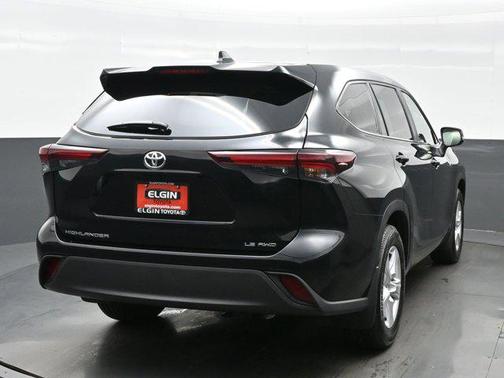 2024 Toyota Highlander LE