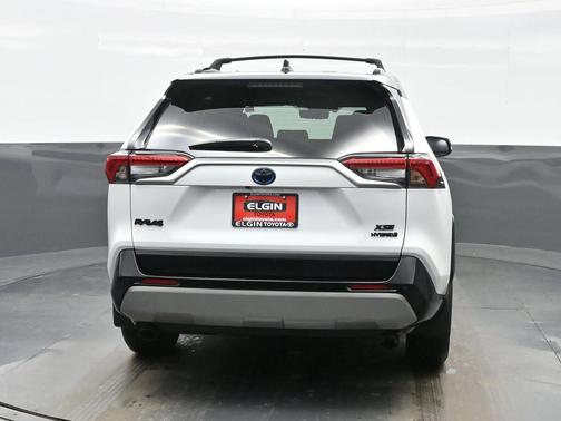 2024 Toyota RAV4 Hybrid SE