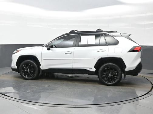 2024 Toyota RAV4 Hybrid SE