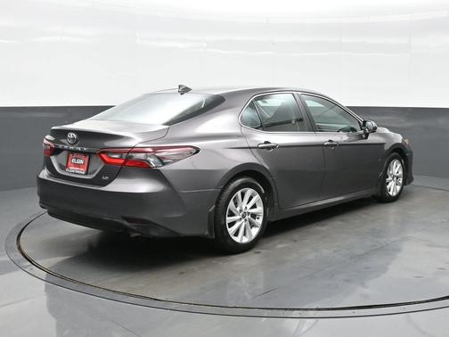 Predawn Gray Mica 2022 Toyota Camry LE