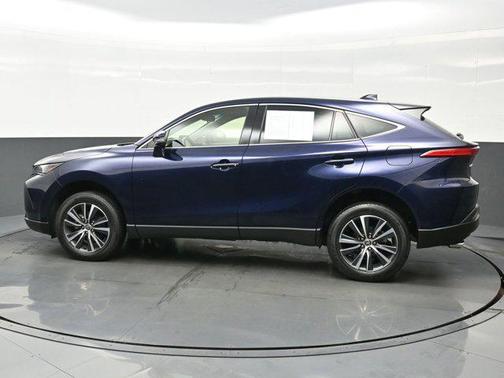 2022 Toyota Venza LE