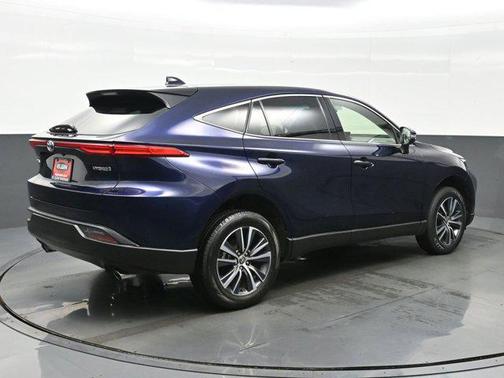 2022 Toyota Venza LE