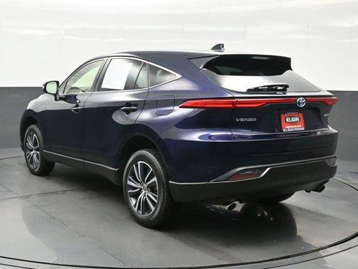 2022 Toyota Venza LE