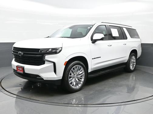 2023 Chevrolet Suburban RST