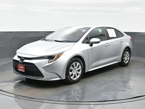 Classic Silver Metallic 2024 Toyota Corolla LE