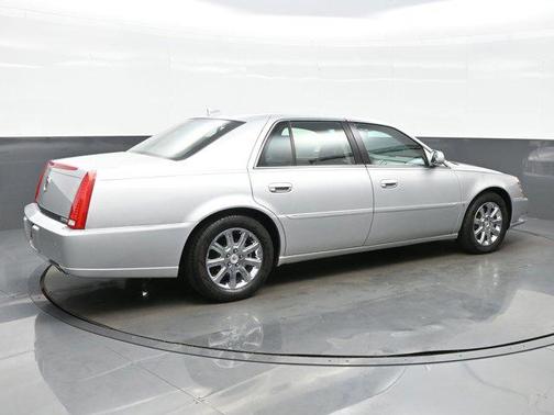 2009 Cadillac DTS 1SC