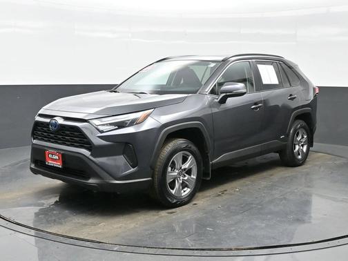 2022 Toyota RAV4 Hybrid XLE