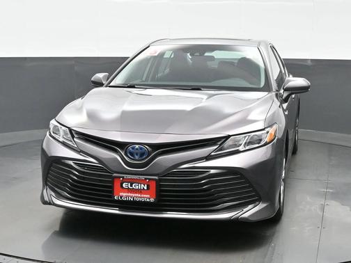 2018 Toyota Camry Hybrid LE