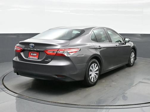 2018 Toyota Camry Hybrid LE