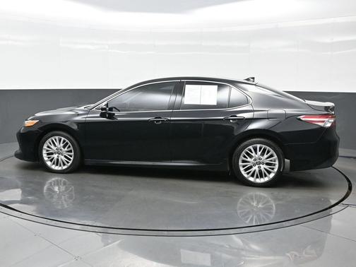 2020 Toyota Camry XLE