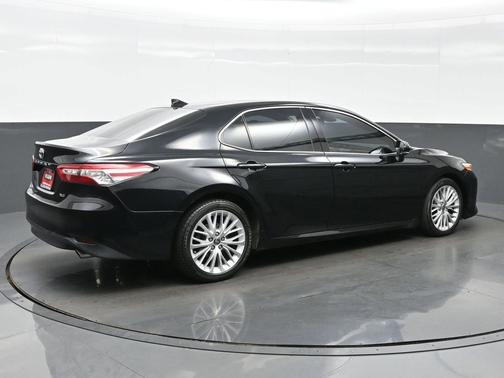 2020 Toyota Camry XLE