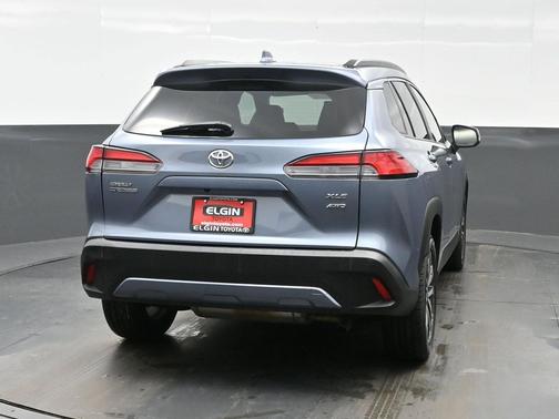 2022 Toyota Corolla Cross XLE