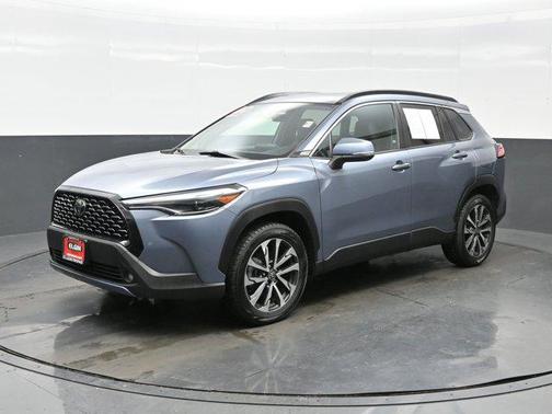2022 Toyota Corolla Cross XLE