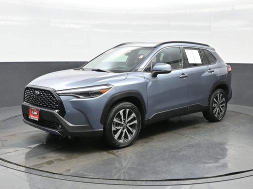 2022 Toyota Corolla Cross XLE