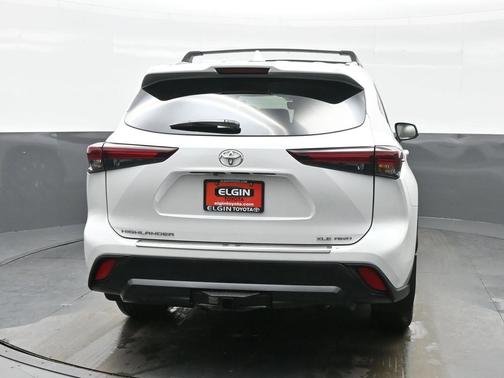 2025 Toyota Highlander XLE