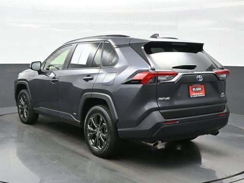 2022 Toyota RAV4 Hybrid XLE Premium