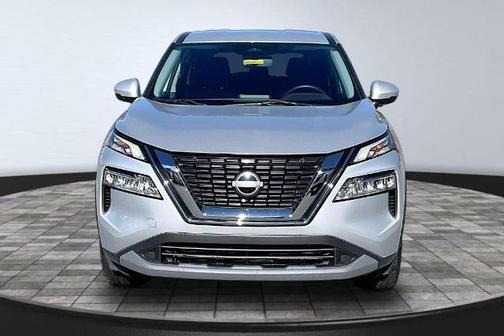 Brilliant Silver Metallic 2023 Nissan Rogue SV