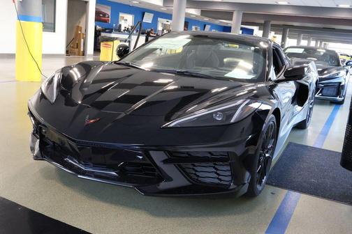 2026 Chevrolet Corvette Stingray w/2LT