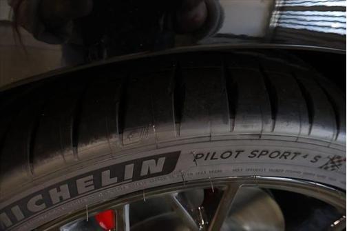 2026 Chevrolet Corvette Stingray w/2LT