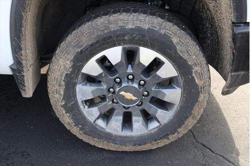 2025 Chevrolet Silverado 2500 Custom