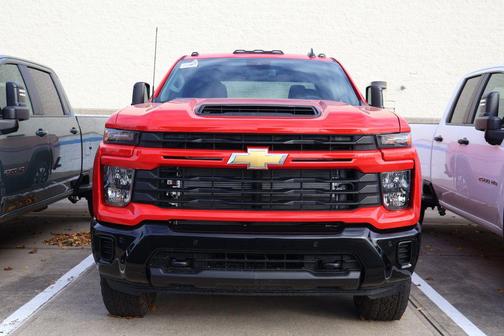 2026 Chevrolet Silverado 2500 Custom