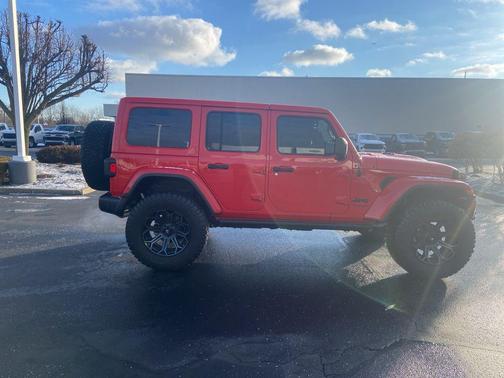 2022 Jeep Wrangler Unlimited Sahara
